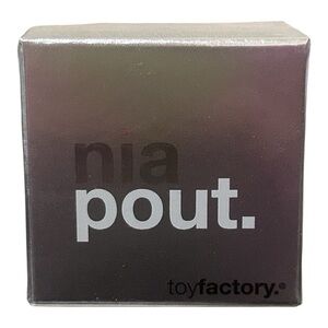 Nia Pout Toy Factory Box